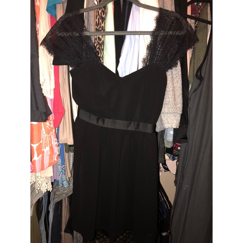 Forever 21 Lace Cap Sleeves Dress